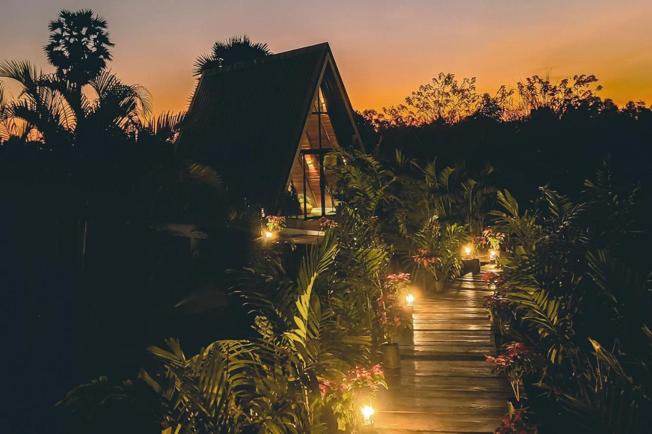 Nakara Villas & Glamping Udon Thani Exterior photo
