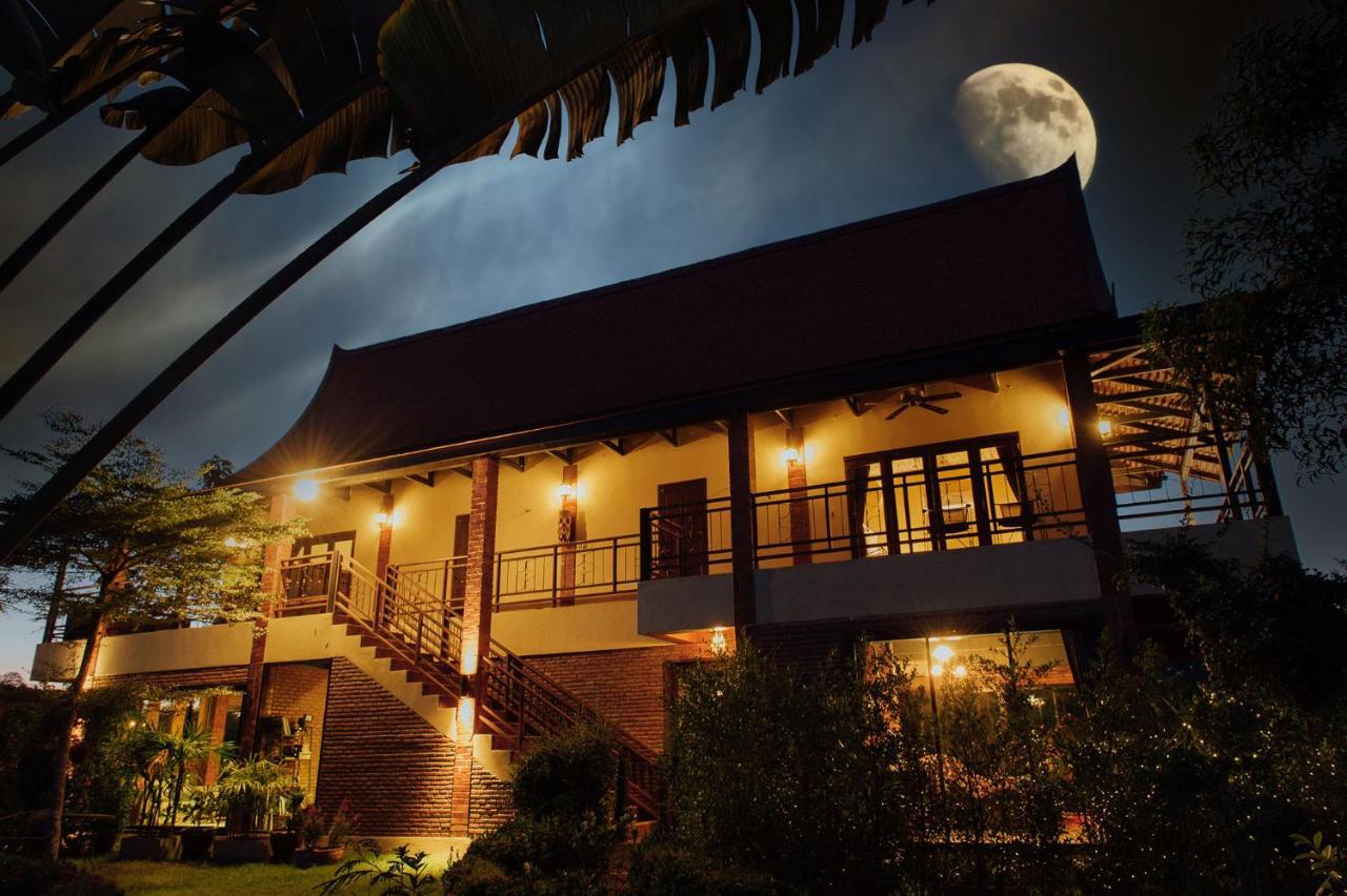 Nakara Villas & Glamping Udon Thani Exterior photo